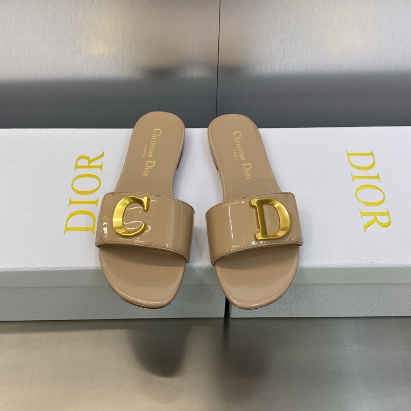 ch**an D*or slippers